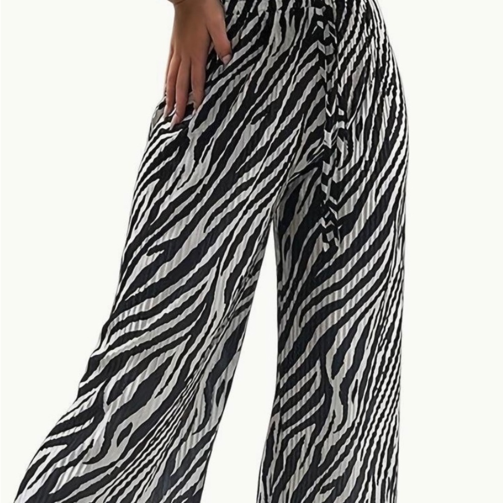 Rachel Roy Zebra Stripe Print Wide Leg Pants. Size S